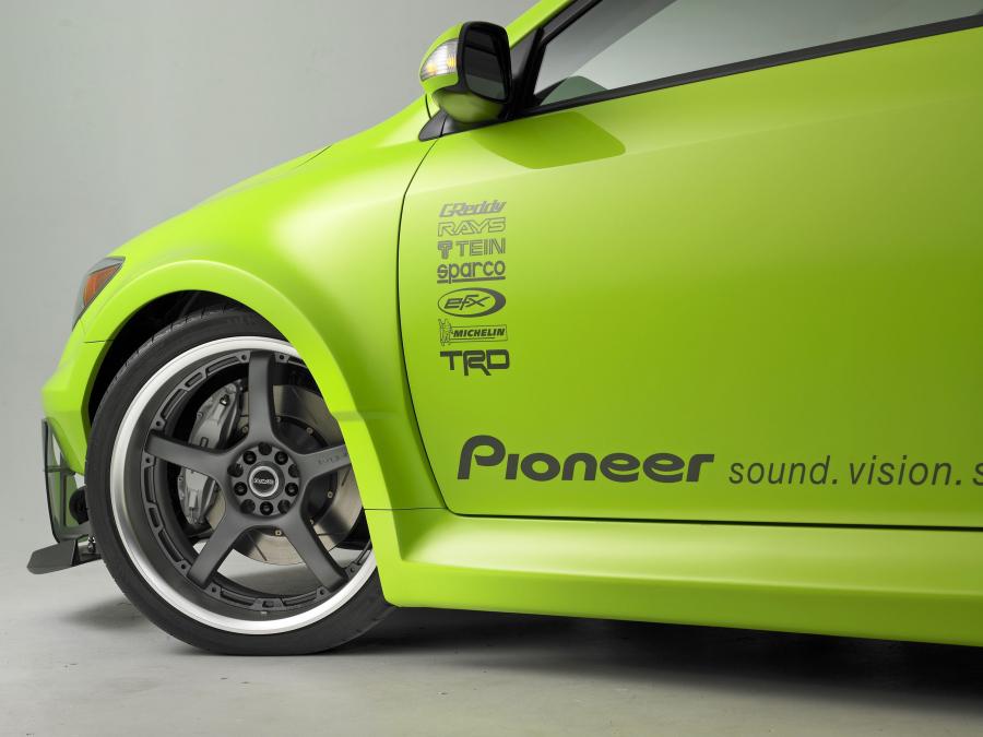Детали экстерьера Scion tC Widebody by Five Axis 2004 года  (фото 12 из 29)